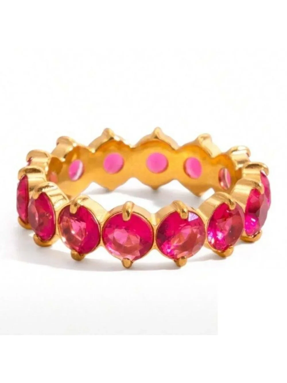 Gold Ring with Vibrant Pink Stones Q662